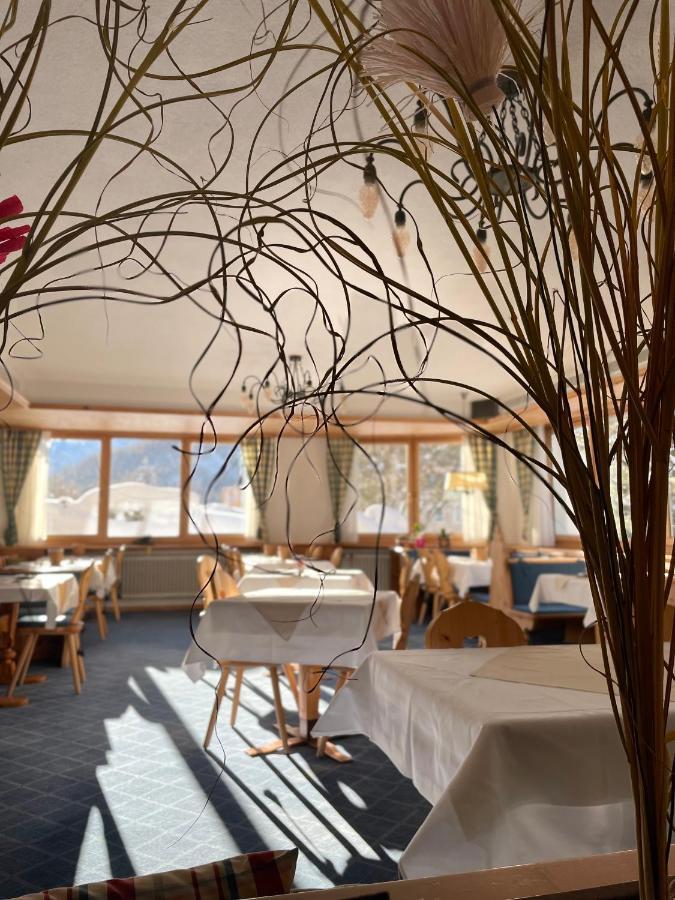 Hotel Bernina Понтрезина Екстериор снимка