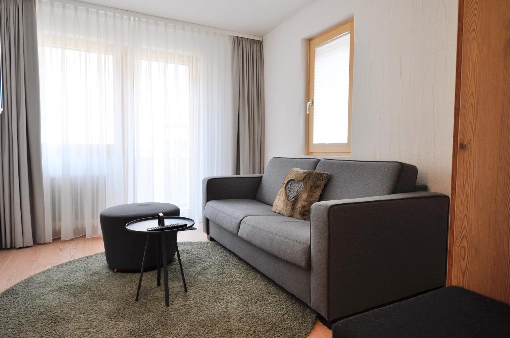 Hotel Bernina Понтрезина Екстериор снимка