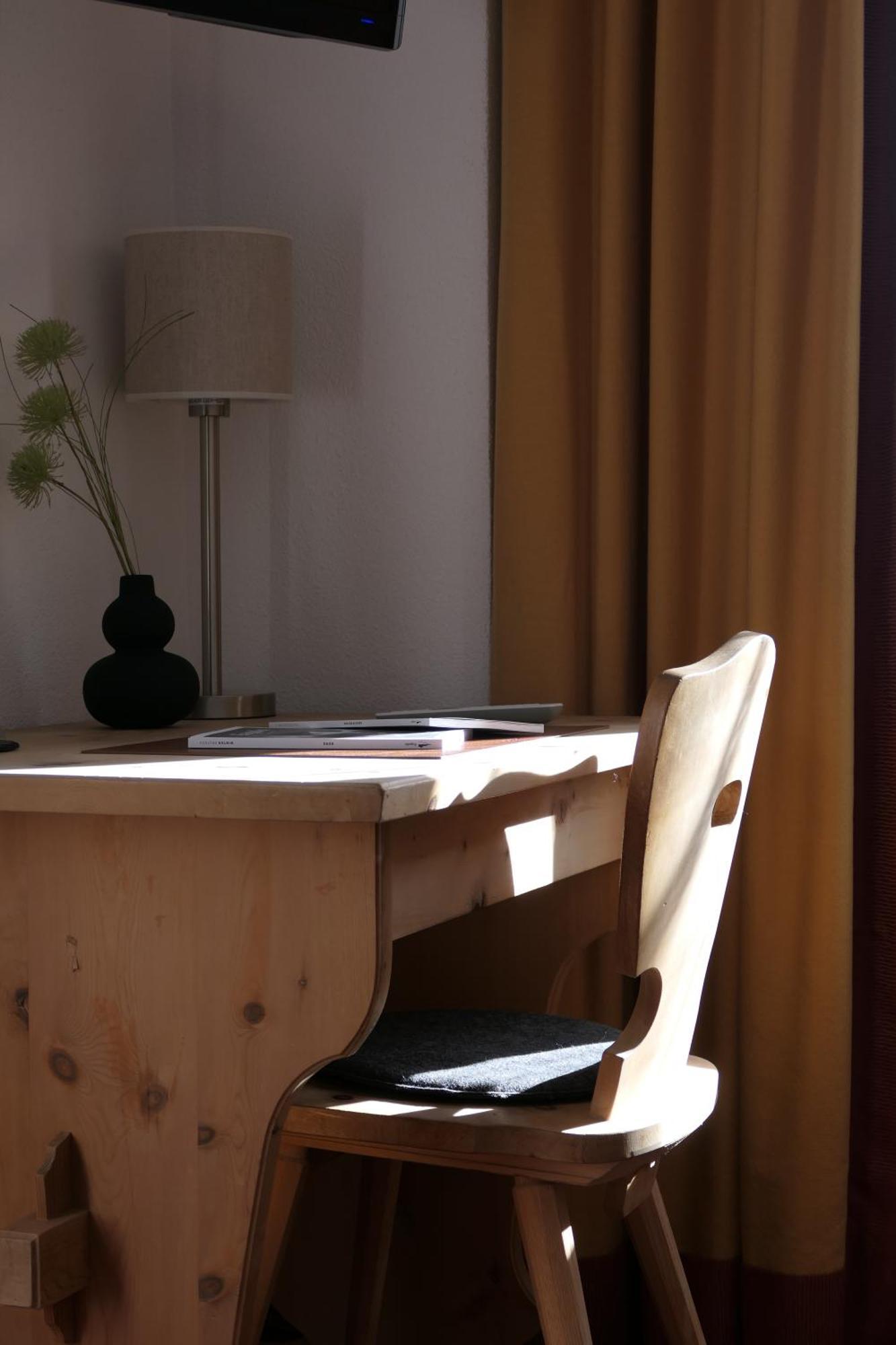 Hotel Bernina Понтрезина Екстериор снимка