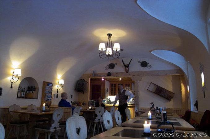Hotel Bernina Понтрезина Ресторант снимка